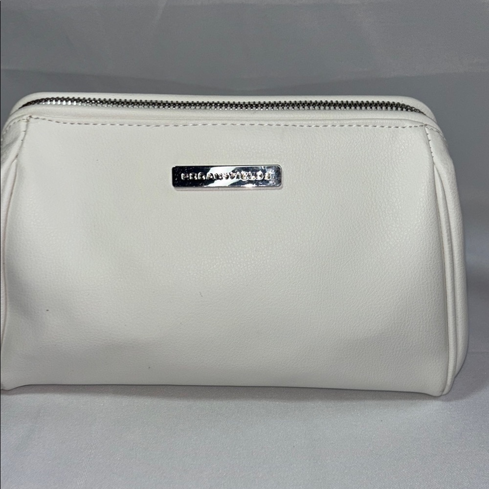 Rodan + Fields White PU Women's Cosmetics Travel Toiletry Bag